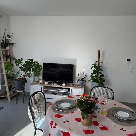 Le Secret Des Collines - South Facing Balcony Apartment